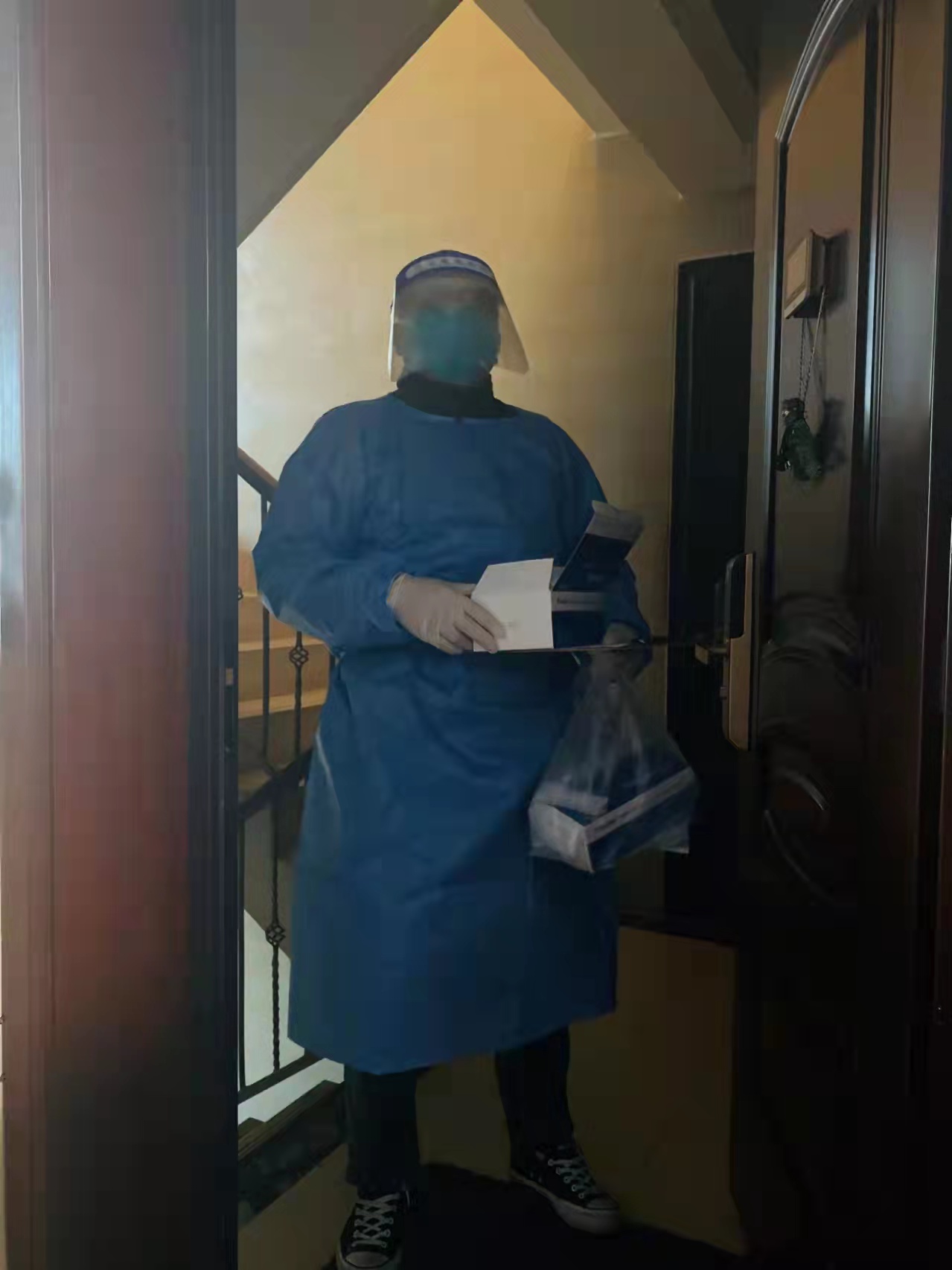 房产公司陈志光在社分辨发物资